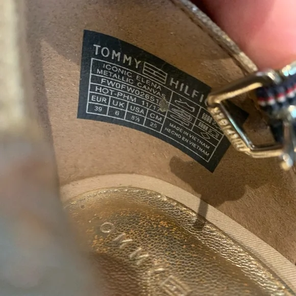 Tommy Hilfiger heels - Picture 7 of 8